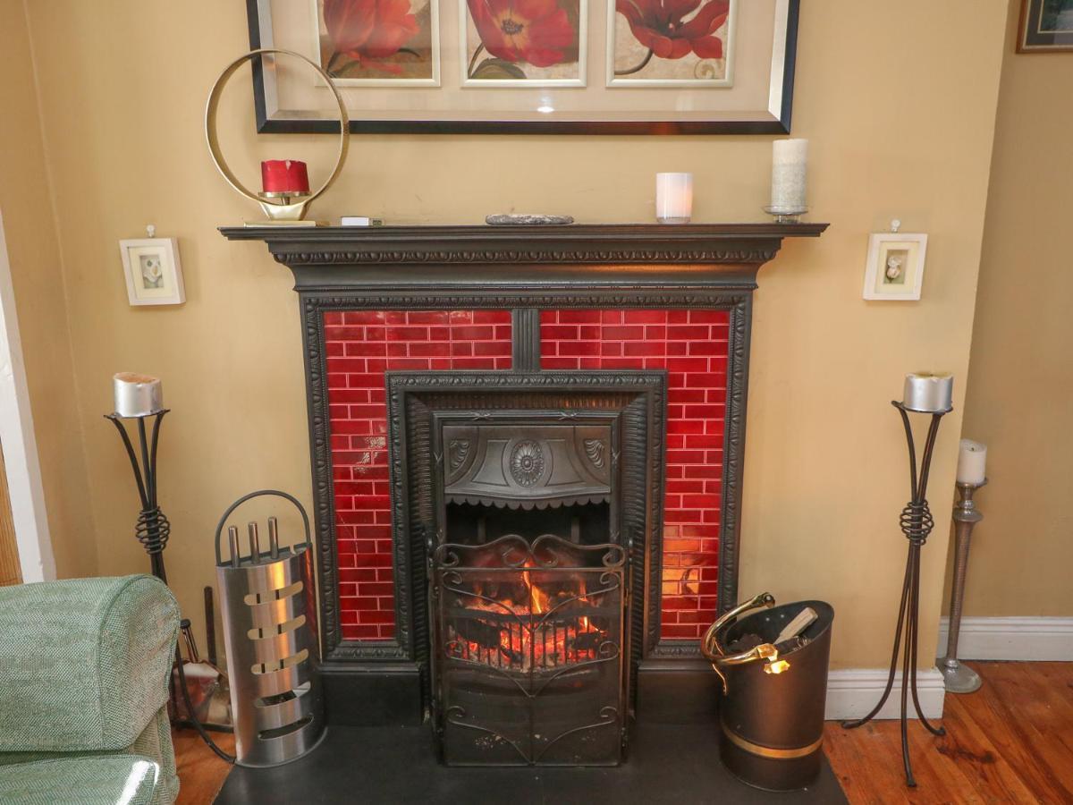 Julie'S Cottage Castleisland Buitenkant foto
